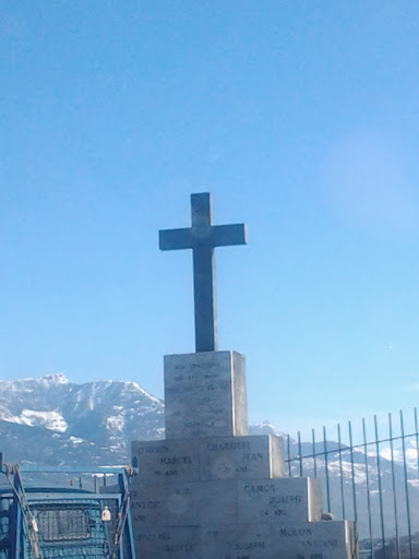 Sarre Monumento Ai Caduti Della Seconda Guerra Mondiale