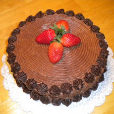 Chocolate-Covered Strawberries Cake