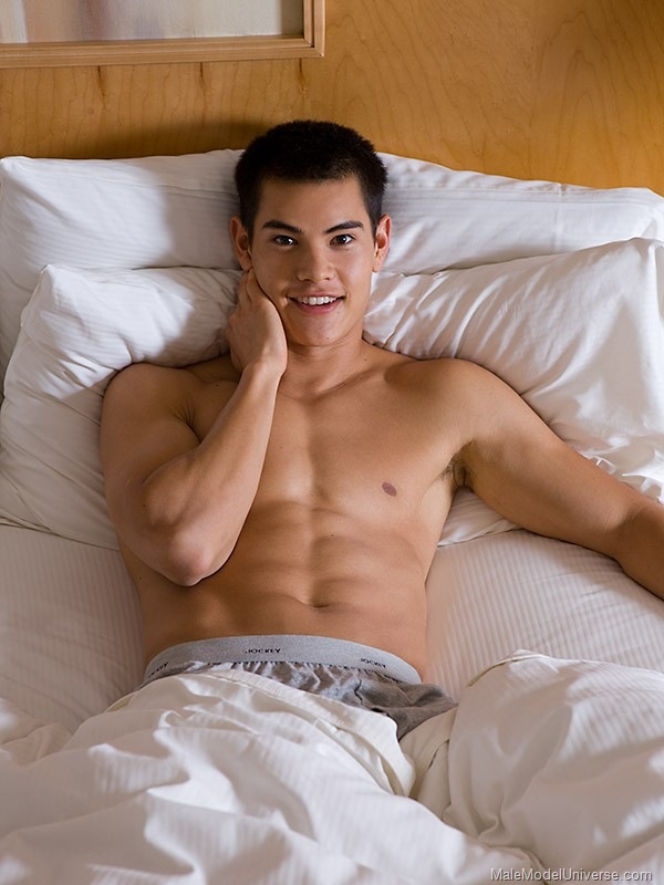 [Simon Tham 4[3].jpg]