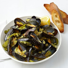 Mussels in Curry Cream Sauce