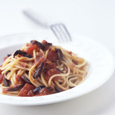 Spaghetti with Spicy Tomato Olive Sauce