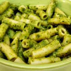Kale pesto with brown rice pasta