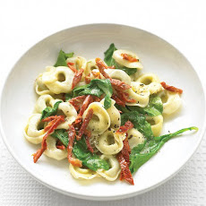 Beef Tortellini with Arugula and Sun-Dried Tomatoes