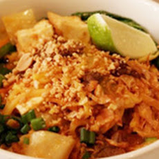 Sponsored Recipe: Mee Istimewa (Noodle Soup)