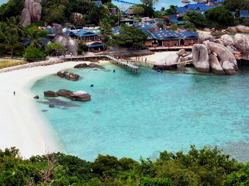 Middle Island Middle Island