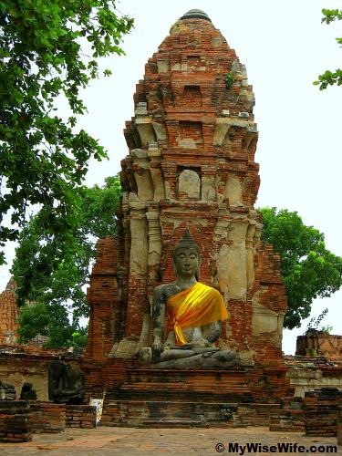 In 1956 A.D., Fine Arts Department discovered the relics of Buddha in a 