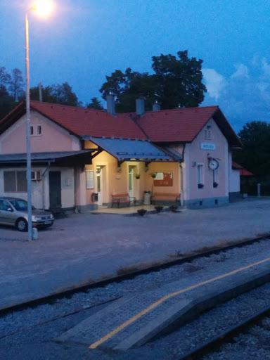 Train Station Škofljica