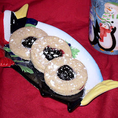 Linzer Augen (Linzer Eyes Aka Linzer Tarts or Linzer Cookies)