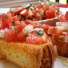 Garlic lovers' bruschetta