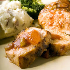 Spicy Peach-Glazed Pork Chops