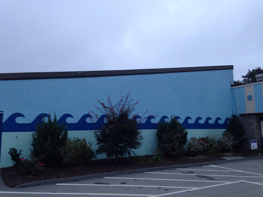 Giant Wave Mural