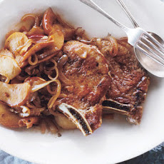 Pork Chops with Apples and Onions