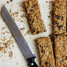 Low Fat Chewy Granola Bars with Pecans Raisins and Chocolate
