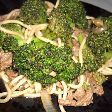 Fantastic Skillet Beef and Broccoli Lo Mein