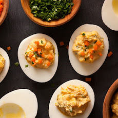Sriracha Deviled Eggs Recipe