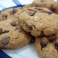 Oatmeal Peanut Butter Chocolate Chip Cookies