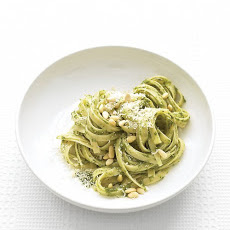 Fettuccine with Spinach Pesto