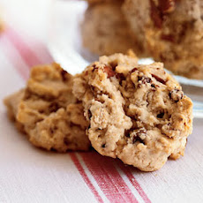 Oatmeal, Chocolate Chip, and Pecan Cookies