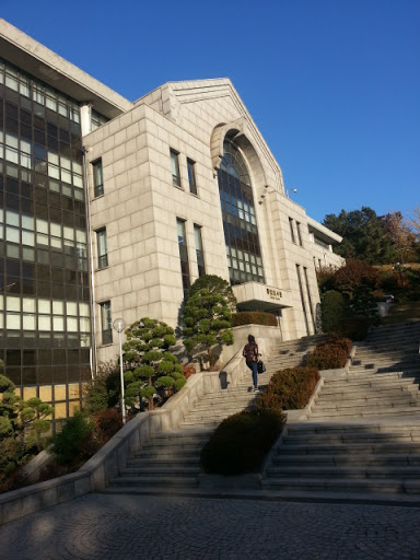 Ewha Central Library 