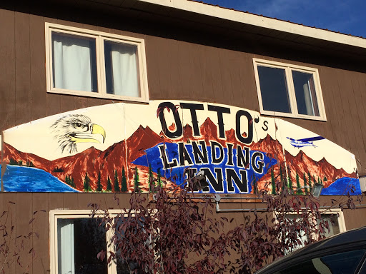 Otto's Landing Inn