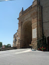 Porta Est Montelupone
