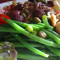 Cold String/Green Bean Salad With Pine Nuts and Currants