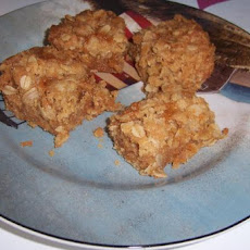 Oatmeal Caramel Bars
