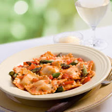 Whole Wheat Cheese Ravioli, Marinara Sauce and Fresh Asparagus
