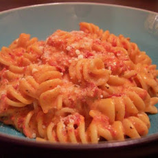 Pasta with Creamy Red Roasted Pepper Sauce