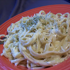 Fettuccine Alfredo