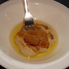 Garlic-Infused Oil and Dipping Sauce
