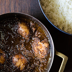 Iranian/Persian Fesenjoon (walnut and pomegranate dish) with Rice