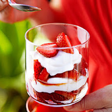 Strawberry Yogurt Parfaits