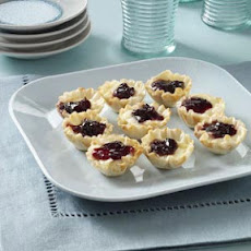 Brie Phyllo Cups Recipe