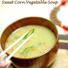 Indo-Chinese Sweet Corn Vegetable Soup
