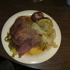 Lennie's Corned Beef Dinner