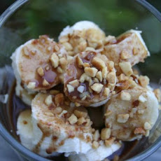 Bananas With Chocolate Sauce