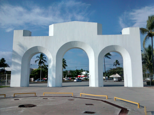 Arcos Del Recinto Ferial