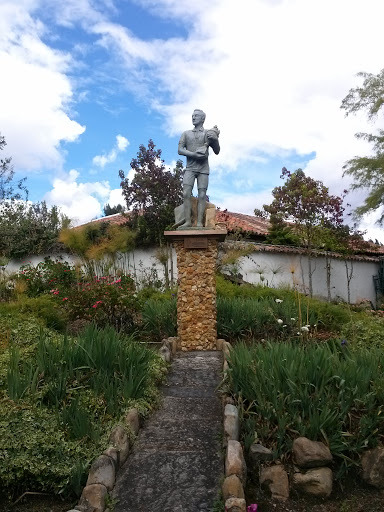 Estatua Ismael Palacios
