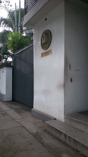 Escudo Embajada de España