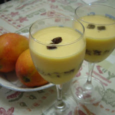 Mango Mousse With Chocolate Cake Lining