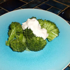 Broccoli With Horseradish Sauce