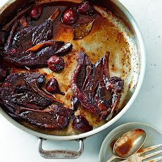 Braised Lamb Chops with Red Wine and Figs