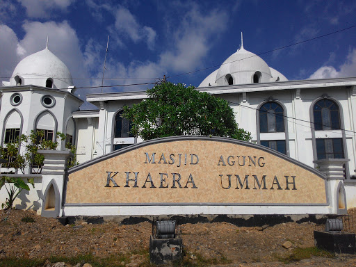 Masjid Agung Khaera Ummah