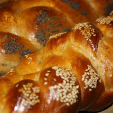Challah (Braided Egg Bread)