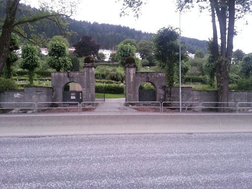 Solheim Kirkegård Hovedport