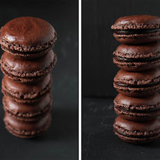 Tonka & Chili Chocolate Macarons