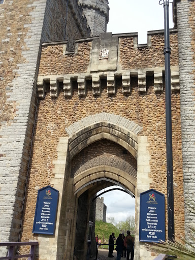 Cardiff Castle Main Gate