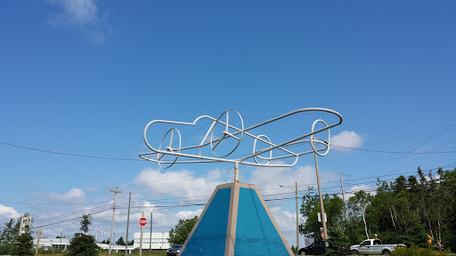 Gander Plane Sculpture