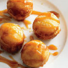 Doughnut Holes with Almond Caramel Sauce